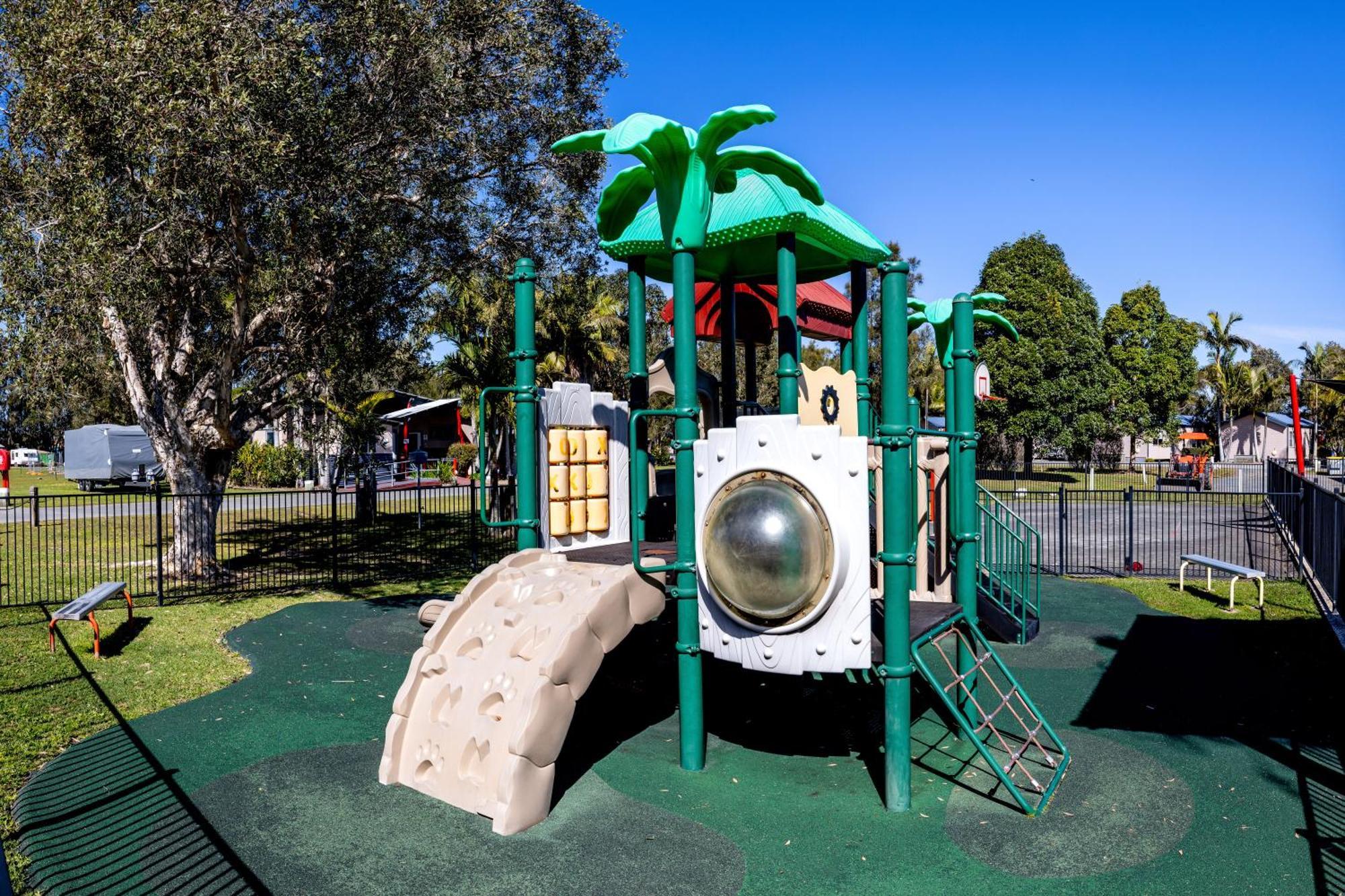 Lakeside Forster Holiday Park Exterior photo